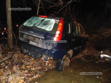 ДТП в Житомире: прокурор на Ford Fiesta перевернулся и погиб - не был пристегнут? ФОТО