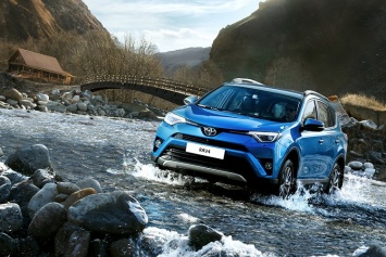 Toyota RAV4 получил новую комплектацию