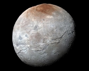 Ученые NASA обнаружили снег из метана в горах Плутона