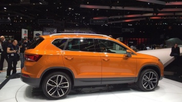 На автошоу в Женеве представил внедорожник Seat Ateca