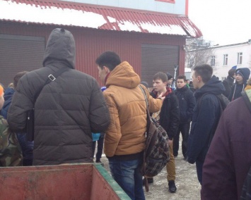 Массовая драка школьников в Мурманске: старшеклассники устроили не детские кровавые разборки