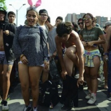 В Колумбии отметили День без штанов