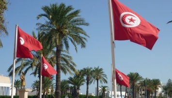 В Тунисе армия отбила атаку исламистов, уничтожили десятерых