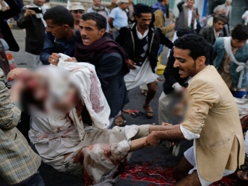 Власти Пакистана заявляют о двойном увеличении числа жертв взрыва в суде