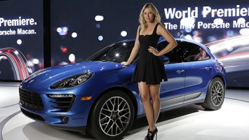 Porsche приостановила сотрудничество с Марией Шараповой