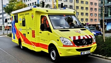 В Чехии перевернулся школьный автобус, 40 пострадавших