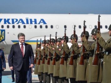 П.Порошенко начал визит в Турцию