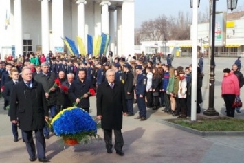 Шевченко мечтал о единстве и мире на украинской земле. И мы делаем все, чтобы так было и в Кривом Роге, и во всей стране, - мэр Ю.Вилкул