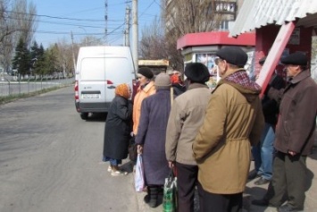 Пенсионеры из Старого Крыма сегодня утром так и не дождались льготного 58 автобуса