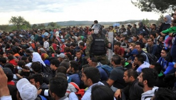 Греция хочет расселить беженцев из-за антисанитарии