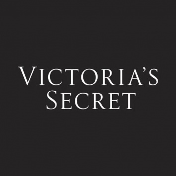 Victoria’s Secret показала запоминающие форму груди бюстгальтеры