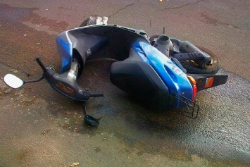 В Запорожской области пьяный "лихач" упал со скутера