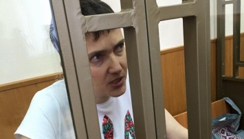 Савченко прекратила сухую голодовку - адвокат