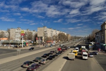 Будут ли переименовывать в Днепропетровске "Правду-кино" и "Нашу Правду"