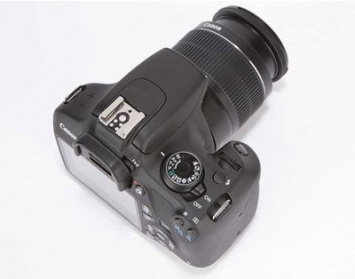 Камера Canon EOS 1300D – высококачественное фото в одно мгновение