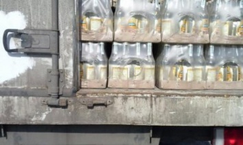 На Днепропетровщине пресекли попытку вывезти в Донецк 6 тыс. литров алкоголя