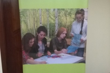 Северодонецкая школа участвует во Всеукраинской программе "Демократическая школа" (ФОТО)