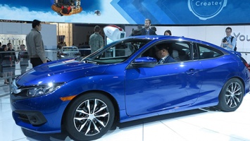 В США названы цены на новый Honda Civic Coupe