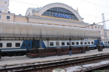 На Харьковском вокзале отменили две электрички