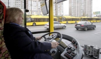 Киевский Горсовет рассмотрит петицию граждан о замене маршруток автобусами и электротранспортом