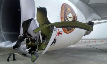 В Чили самолет британской группы Iron Maiden столкнулся с буксиром, двое ранены