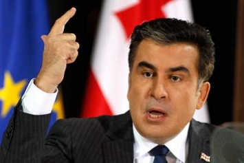 За что Саакашвили обвиняет Яценюка и Насирова