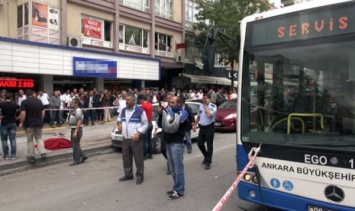 При взрыве в Анкаре пострадали 60 человек и погибли 28