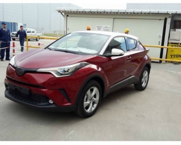 В Сети разместили «живые» снимки серийного кроссовера Toyota C-HR