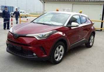 Toyota опубликовала в Сети фотографии серийного Toyota C-HR