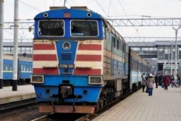 Пассажирский поезд сообщением «Луганск-Ясиноватая» переходит на ежедневный график движения