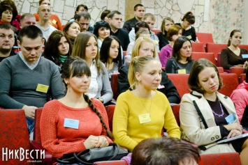 Выпускники проекта «Деловой английский для переселенцев» получили сертификаты в Николаеве