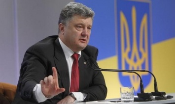 Порошенко: Усилиями военных Украины были освобождены две трети Донбасса