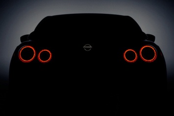 Тизер Nissan GT-R для Нью-Йорка