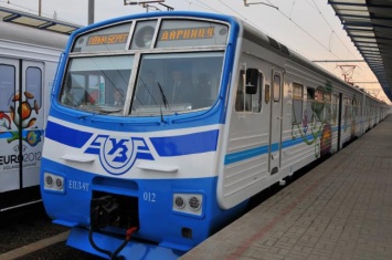 В Киеве запустят "челночные" поезда городской электрички на ст. Троещина-2 и Петровка