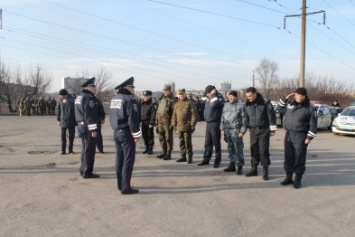 В Долгинцевском районе полицейские и "нацгвардейцы" вышли на поиски правонарушителей (ФОТО)