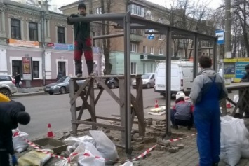 В Сумах поменяют остановки на центральных улицах (ФОТО)