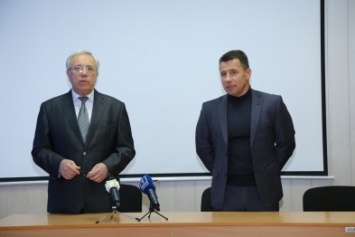Руководство и трудовые коллективы предприятий группы "Метинвест" выступили в поддержку мэра Юрия Вилкула