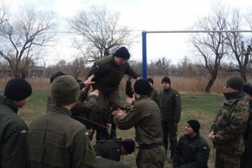 В Славянске завершилась серия психологических тренингов для военнослужащих