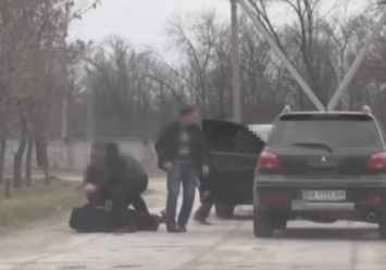 В Кировограде СБУ задержала на взятке оперуполномоченного уголовного розыска