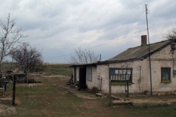 В прифронтовом поселке под Мариуполем мужчина до смерти забил сожителя (ФОТО)