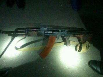 Патрульные Мукачево задержали пьяного водителя с оружием