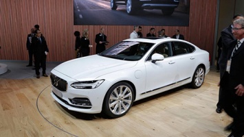 Российский рынок в 2016 году покинут модели Volvo S80, а также XC70