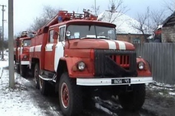 Под Харьковом горел двухэтажный дом: погиб пенсионер