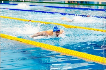 Криворожская пловчиха стала чемпионкой Украины