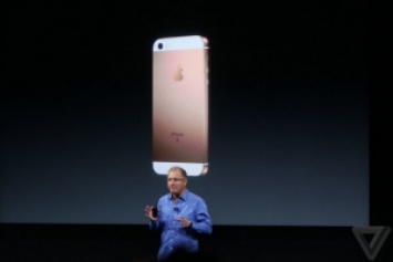 Компания Apple презентовала iPhone SE: детали и характеристики смартфона