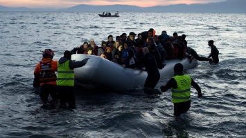 ООН: Центры по приему беженцев в Греции превратились в КПЗ