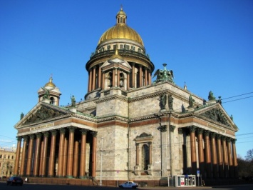 В Петербурге вновь разгорелся спор о передаче Исаакиевского собора РПЦ