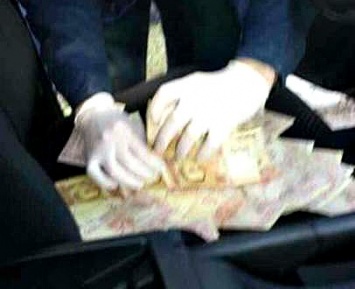 Капитана полиции в Днепропетровской области задержали за 20 тыс. грн взятки
