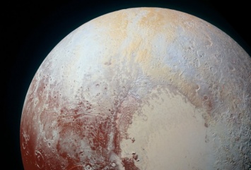 На Плутоне возможно существование озер