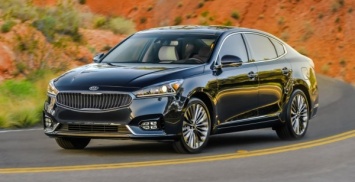 Новый KIA Cadenza был представлен на автосалоне в Нью-Йорке